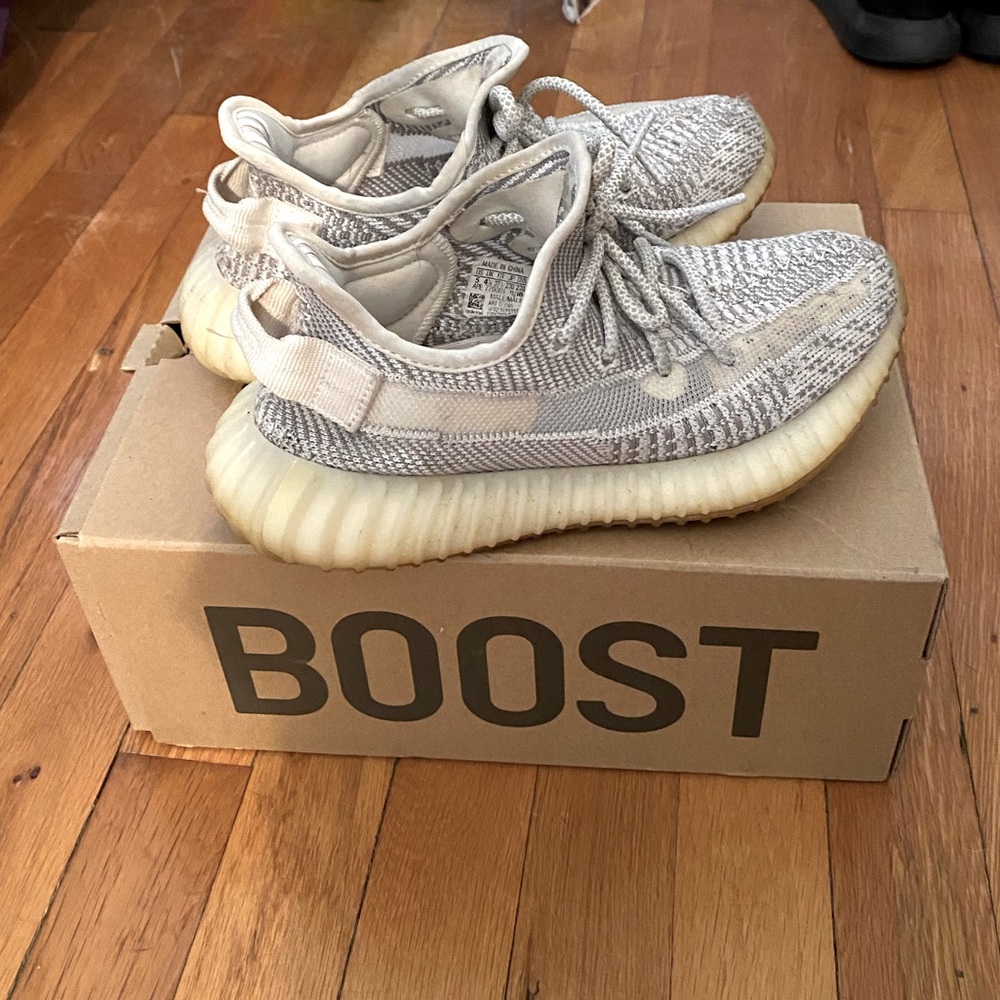 AUTHENTIC YEEZY 350